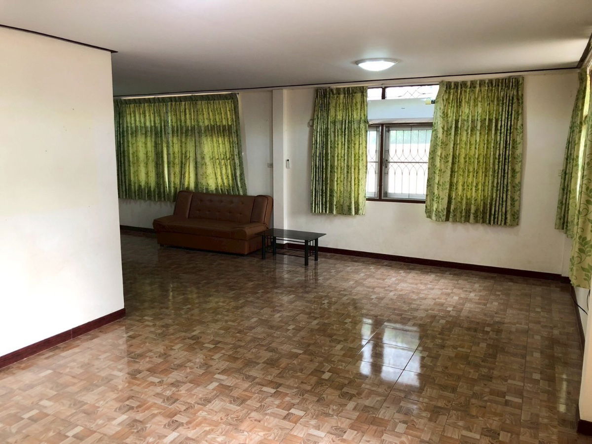 รูป ให้เช่า บ้านเดี่ยว 2 ชั้น 60 ตรว. ปรับปรุงใหม่ อยู่ ปรีดีฯ สุขุมวิท71 - รูปที่ 9/20