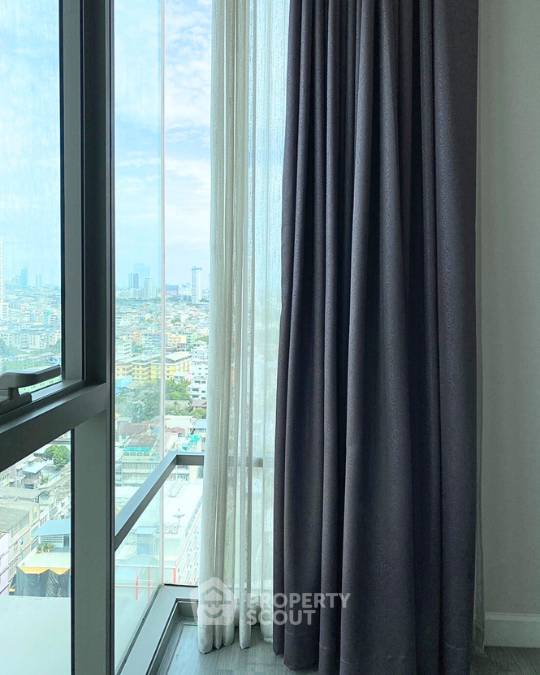 picture 1-BR Condo at The Room Bts Wongwianyai near BTS Wongwian Yai (ID 2461041) - 5/9