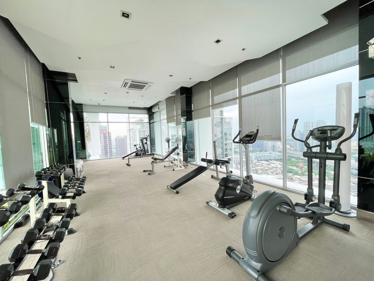 picture Condo for rent, Aspire Sukhumvit 48, Top Floor with City View Spacious 1 Bedroom, Tower S, fully furnished with appliances, ready to move in! - 17/18