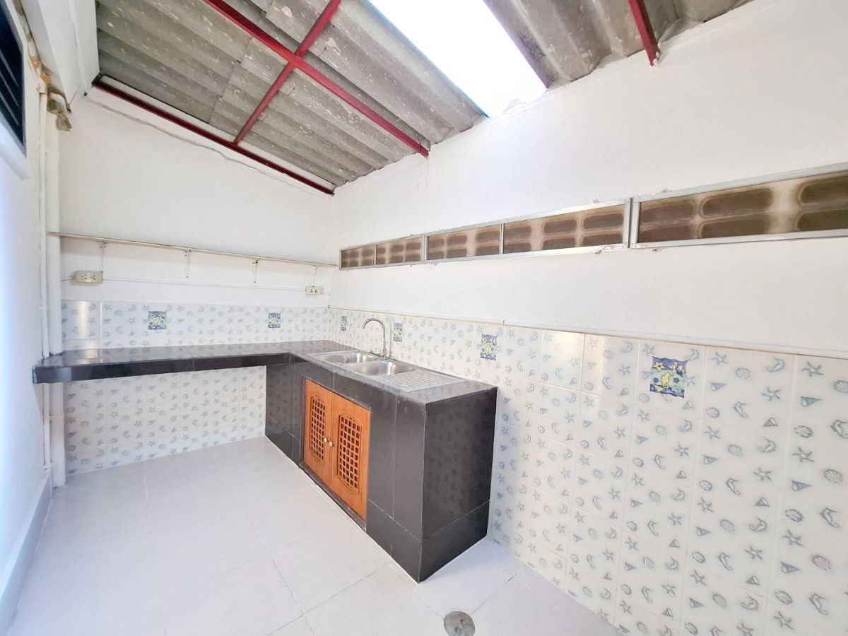 รูป บ้านไม่ถึงล้าน เมืองระยองน่ายู่มาก - รูปที่ 6/9