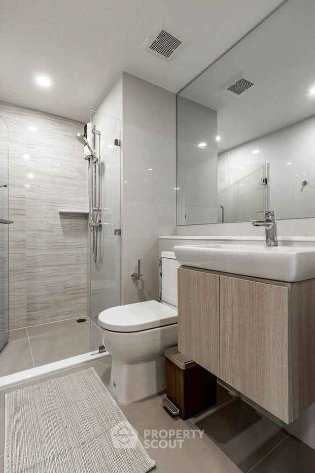 picture 2-BR Condo at LIFE Rama 4 - Asoke near MRT Queen Sirikit National Convention Centre (ID 2461521) - 15/15