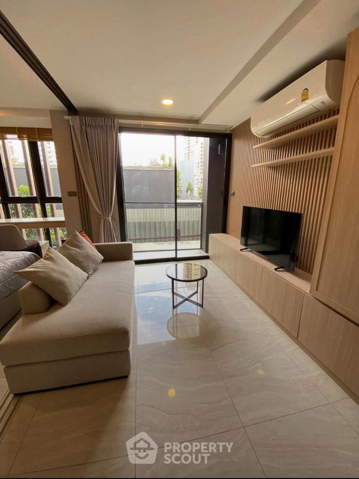 picture 1-BR Condo at Walden Asoke near MRT Sukhumvit (ID 2460831) - 2/11