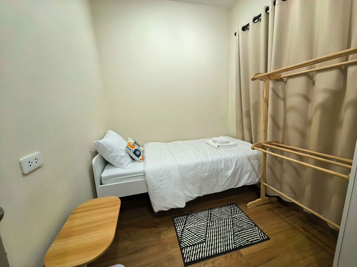 รูป ให้เช่าทาวน์โฮมสองชั้น  2 ห้องนอน 2 ห้องน้ำ 1 ห้องรับแขก 1 ห้องครัว   1  ที่จอดรถ - รูปที่ 12/16