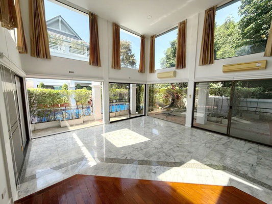 รูป [ให้เช่า] หมู่บ้าน นวธานี เรสซิเดนซ์ เสรีไทย / 3 ห้องนอน 3 ห้องน้ำ / 200 ตรว. 350 ตรม. **65,000** บ้านเดี่ยวหลังใหญ่ ใกล้ห้างแฟชั่นไอซ์แลนด์ - รูปที่ 14/15