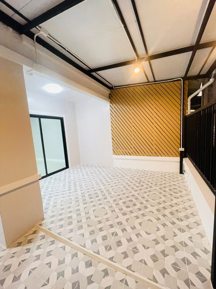 รูป ฟรีโอน! ทาวน์เฮ้าส์ 2 ชั้น พฤกษา 14A วัดลาดปลาดุก | 3 นอน ตกแต่งใหม่! หน้าบ้านไม่ชนใคร | 1.89 ลบ. - รูปที่ 22/35