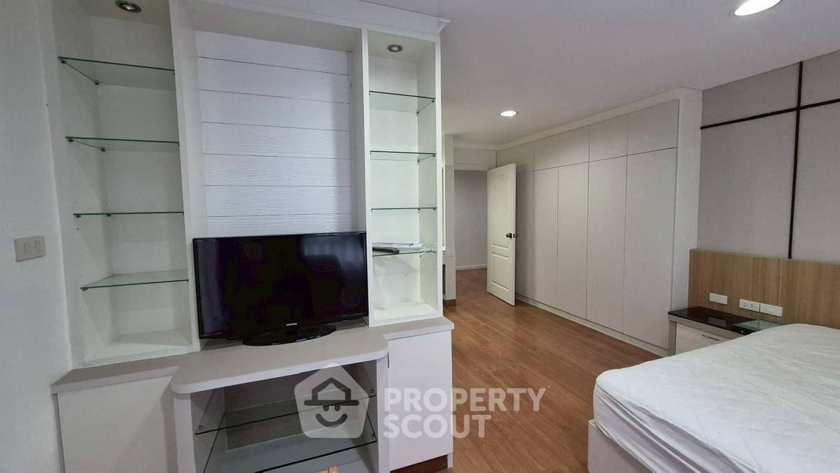 picture 2-BR Condo at Grand Heritage Thonglor near BTS Phrom Phong (ID 2380845) - 4/4