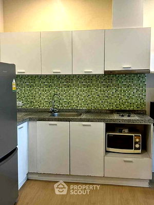 Condos for sale : 1-BR Condo at The Light House Sathorn–Chareonnakorn near BTS Krung Thon Buri (ID 2458689)