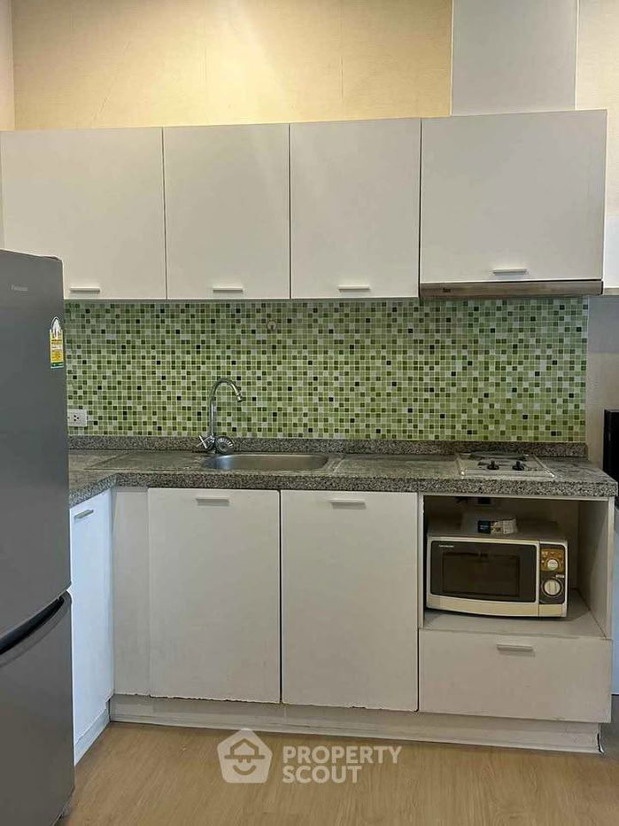 picture 1-BR Condo at The Light House Sathorn–Chareonnakorn near BTS Krung Thon Buri (ID 2458689) - 1/14