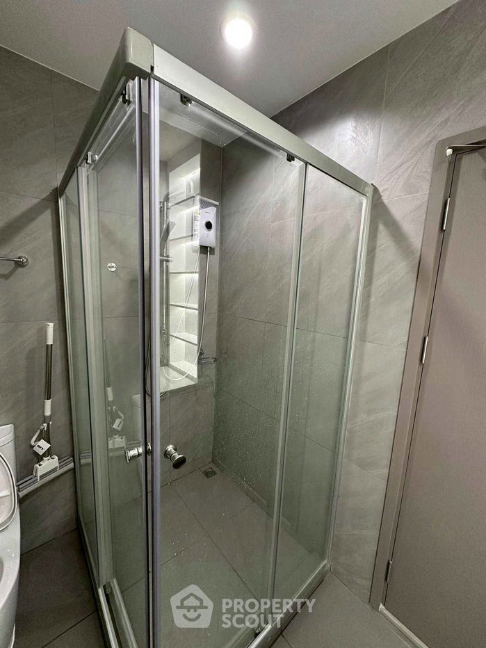 picture 1-BR Condo at IDEO Sukhumvit - Rama 4 near BTS Phra Khanong (ID 2461131) - 9/11