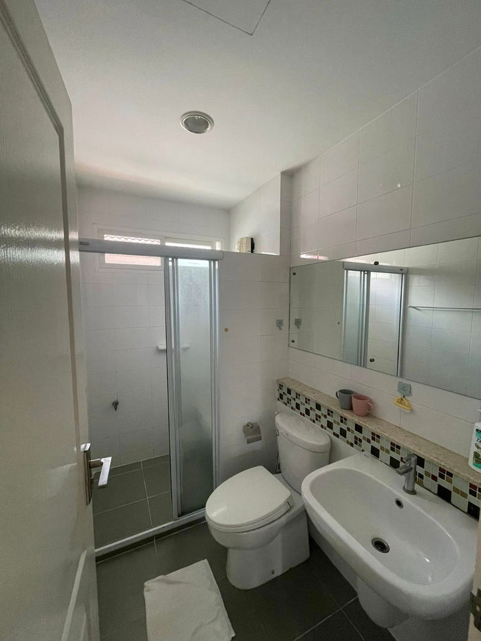 รูป HR3070ให้เช่าบ้านเดี่ยว 2 ชั้น เนื้อที่ 66 ตร.วา โครงการมัณทนา พระราม 9–ศรีนครินทร์ เฟอร์ครบ พร้อมอยู่ - รูปที่ 3/41