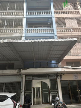 Home office for rent, 750 meters from BTS Phra Khanong (SPSAD3664)