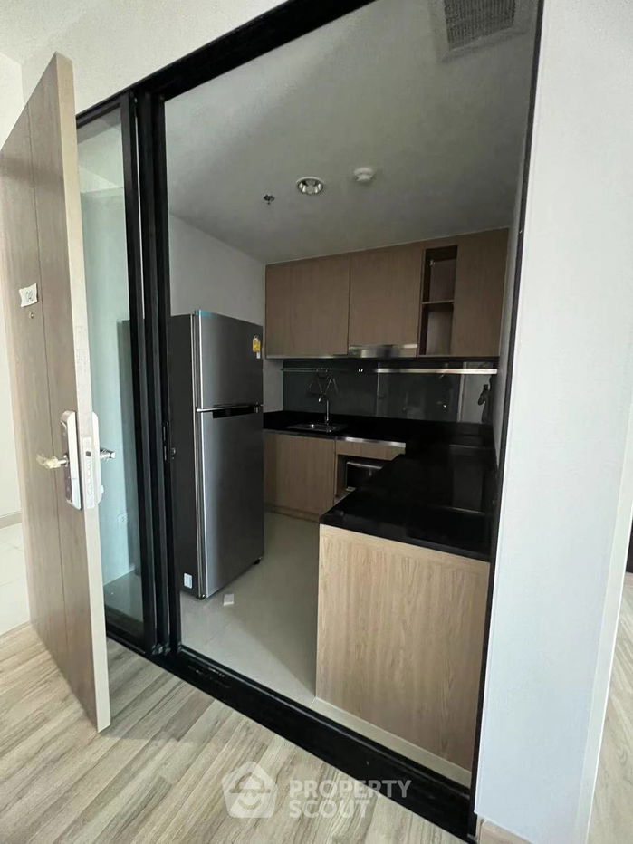 picture 2-BR Condo at Niche Mono Sukhumvit-Bearing near BTS Bearing (ID 1381094) - 5/11