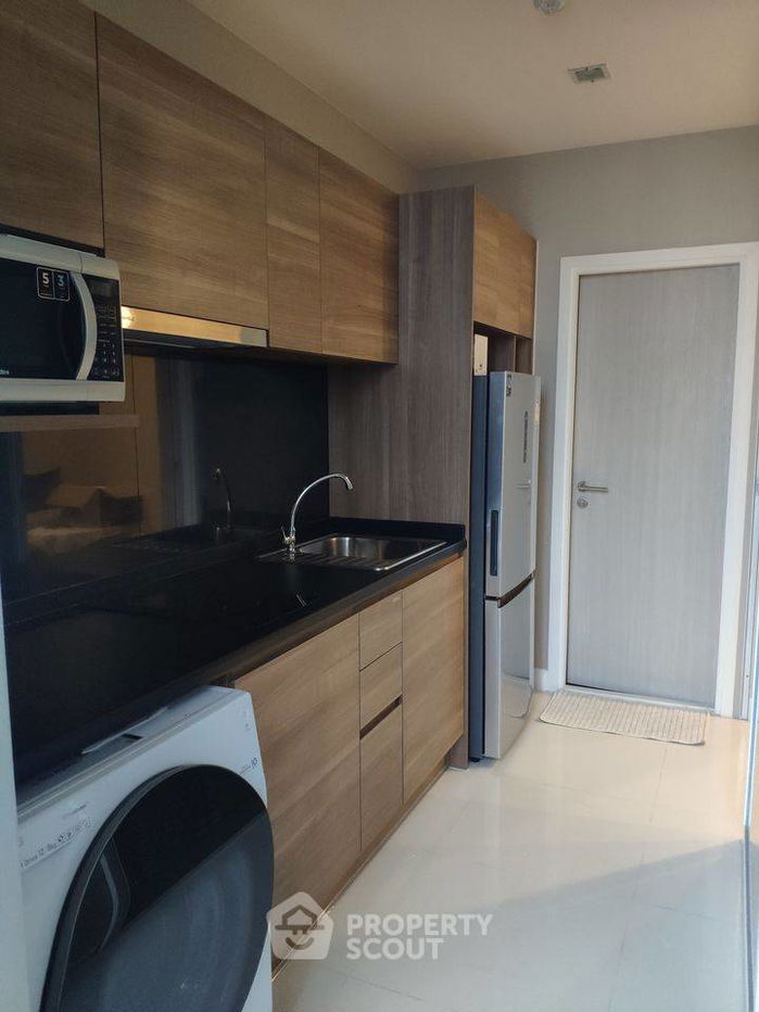 รูป คอนโด 1-ห้องนอน ที่ เดอะ เมโทรโพลิส สำโรง อินเตอร์เชนจ์ ใกล้ BTS สำโรง (ID 381976) - รูปที่ 4/9