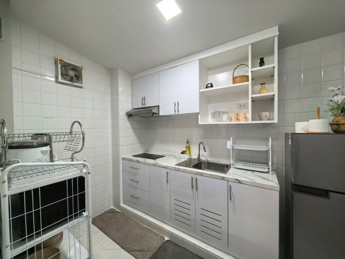 รูป ให้เช่าทาวน์โฮมสองชั้น  2 ห้องนอน 2 ห้องน้ำ 1 ห้องรับแขก 1 ห้องครัว   1  ที่จอดรถ - รูปที่ 5/16