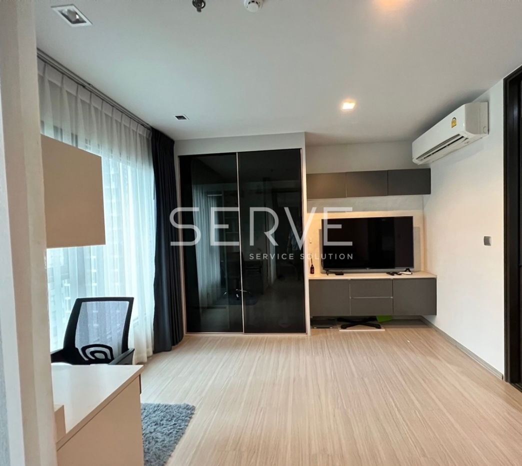 picture Studio High Floor Fully Furnished Nice Room Good Location Close To MRT Rama 9,CentralPlaza Grand Rama 9 @  Life Asoke Rama 9 - 2/6