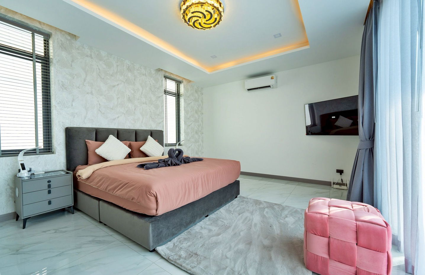 รูป วิลล่าหรู 3 ห้องนอนพร้อมสระว่ายน้ำให้เช่า – ชากนอก - รูปที่ 13/20