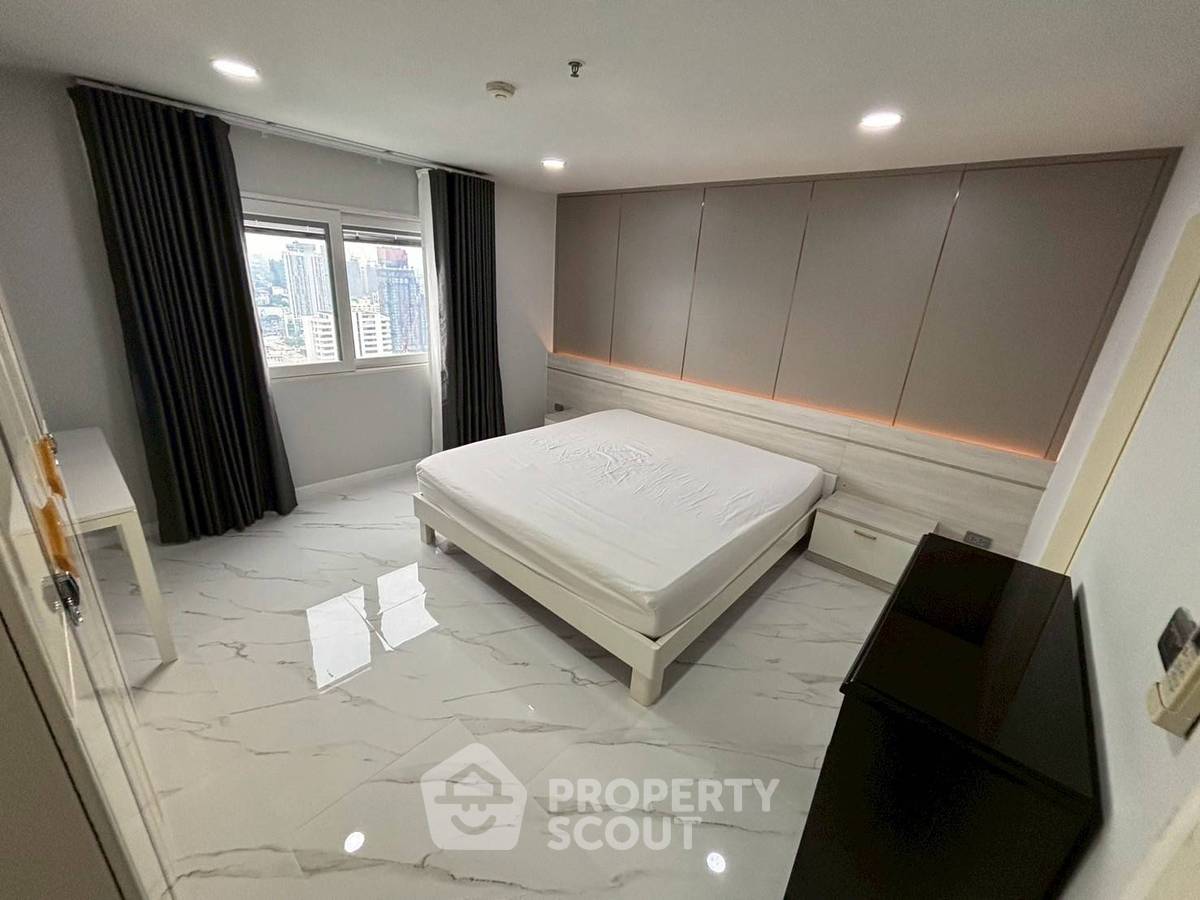 รูป คอนโด 2-ห้องนอน ที่ ท็อป วิว ทาวเวอร์ คอนโดมิเนียม ใกล้ BTS ทองหล่อ (ID 1697468) - รูปที่ 4/16