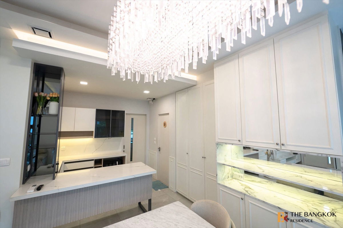 picture Mantana Bangna-Wongwaen, luxury detached houses in a potential location - 12/17