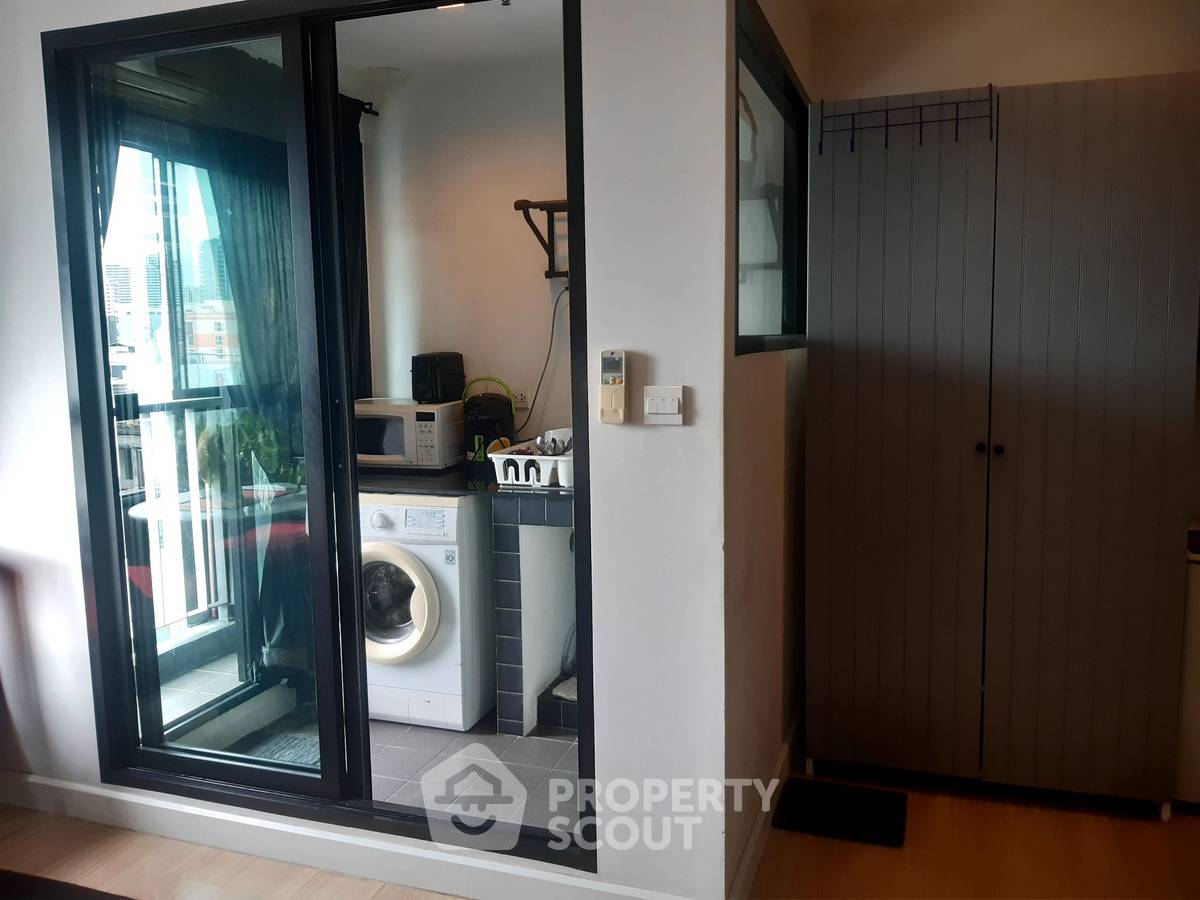 picture 1-BR Condo at The Seed Mingle Sathorn-Suanplu near BTS Sala Daeng (ID 881024) - 10/14