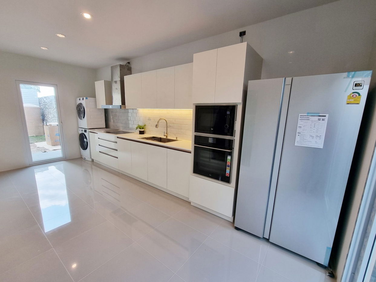 รูป บ้าน 4 ห้องนอนให้เช่าในพัทยาตะวันออก - รูปที่ 8/15