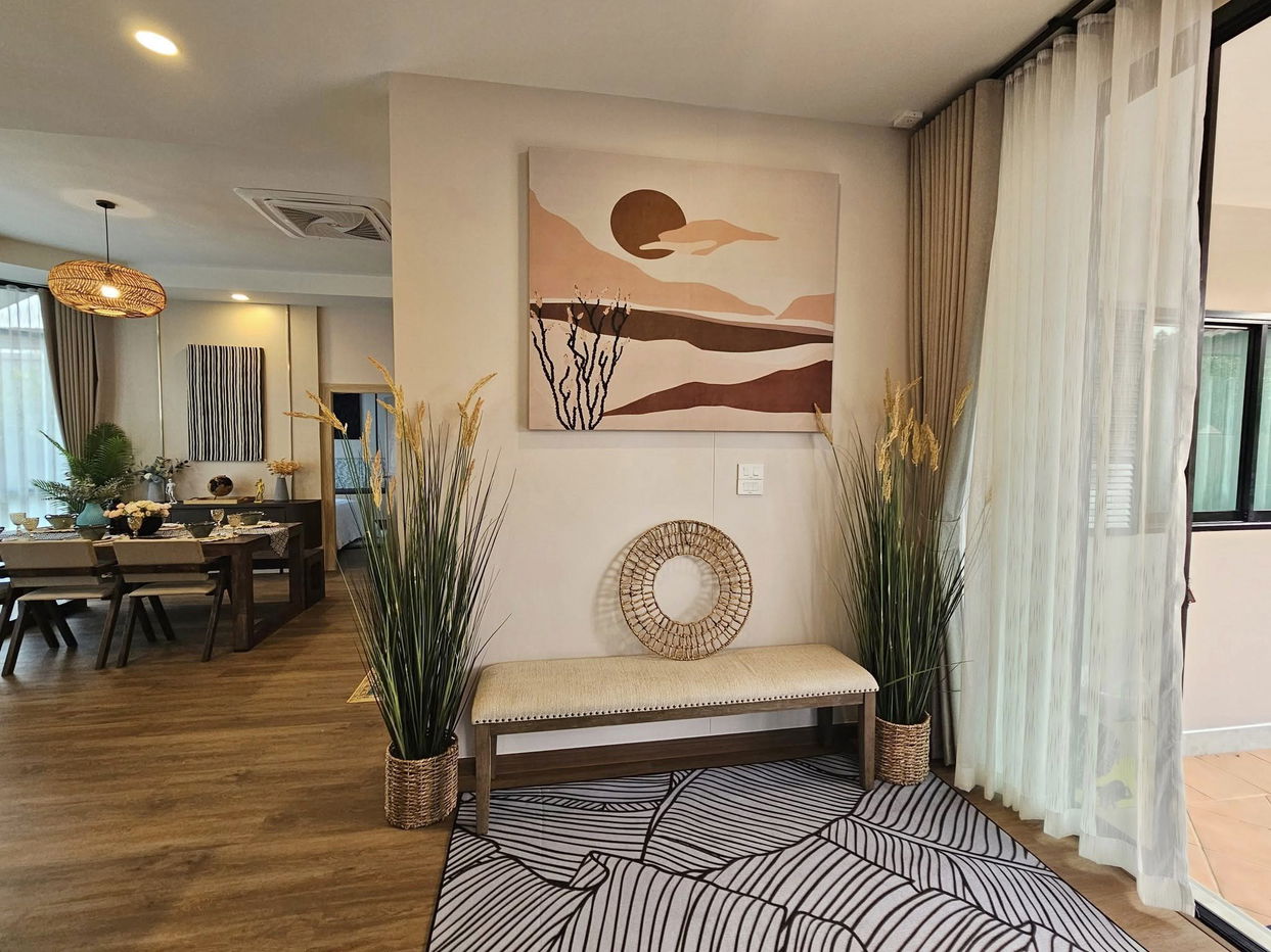 picture 3 Beds Pool Villa in East Pattaya for Sale - 3/12