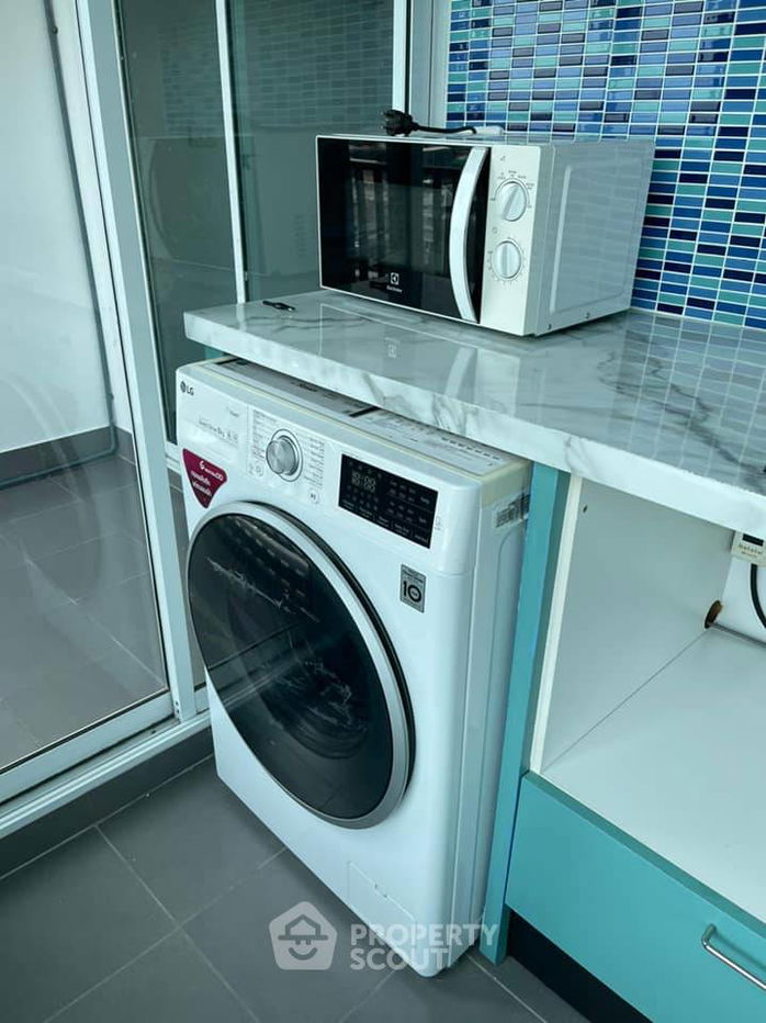 picture 2-BR Condo at Regent Home Bangson 28 near MRT Bang Son (ID 479976) - 3/15