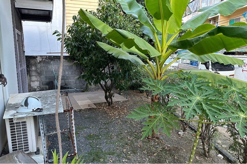 รูป [920021007-296] Land with 2 Houses for Sale - Prime Location in Phra Khanong - รูปที่ 40/44