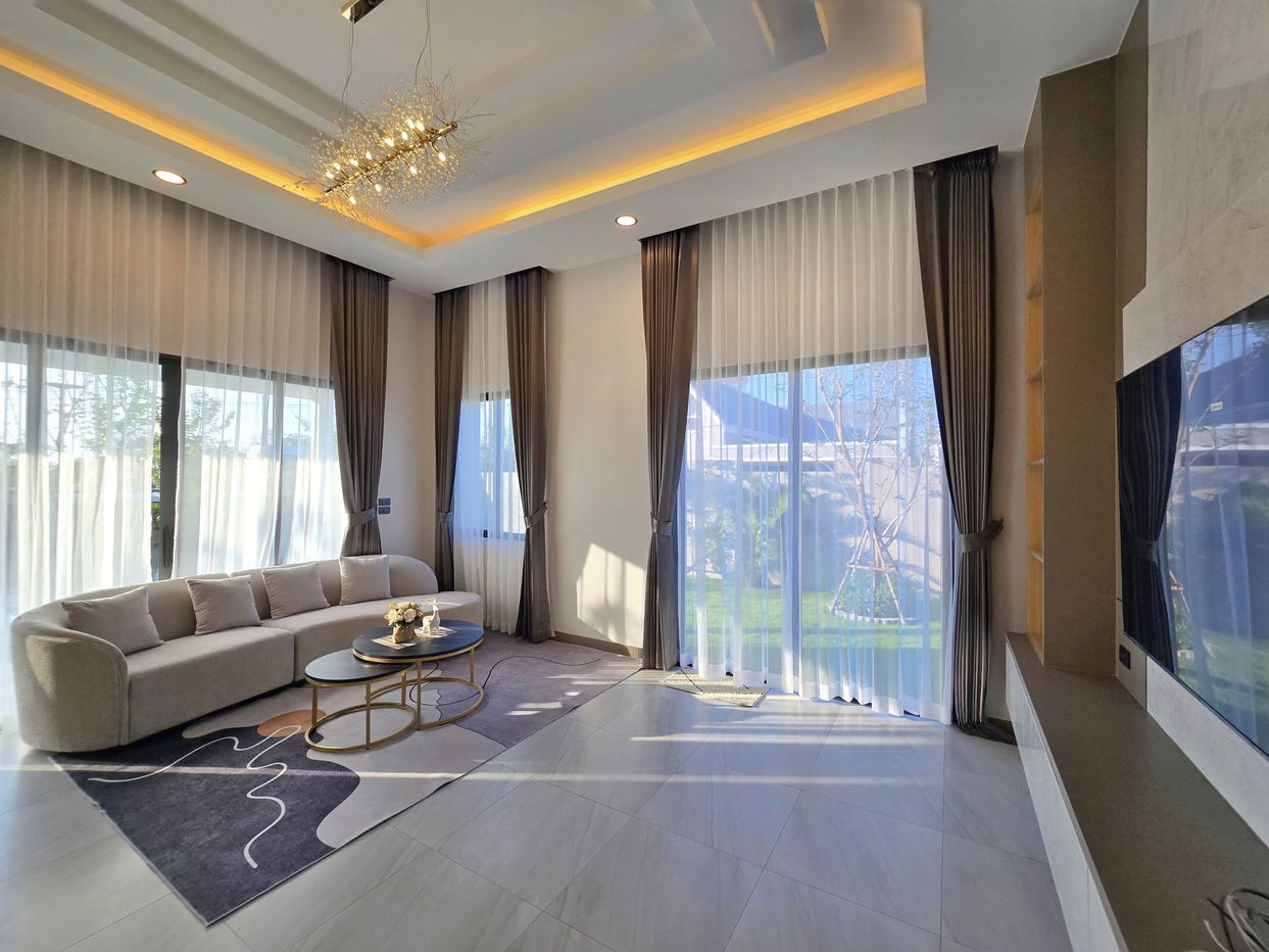 picture 3 Bedrooms Pool Villa in Mabprachan for Sale - 6/21