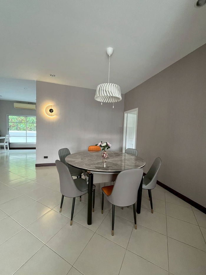 รูป วิลล่าพูลวิลล่าสุดหรูในพัทยาตะวันออก - รูปที่ 10/12