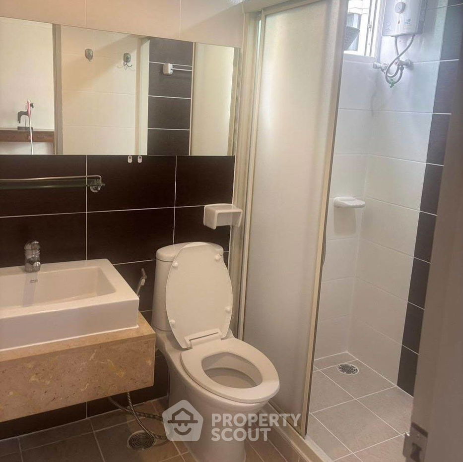 picture 3-BR Condo at Grand Park View Asoke near MRT Sukhumvit (ID 2400798) - 8/8