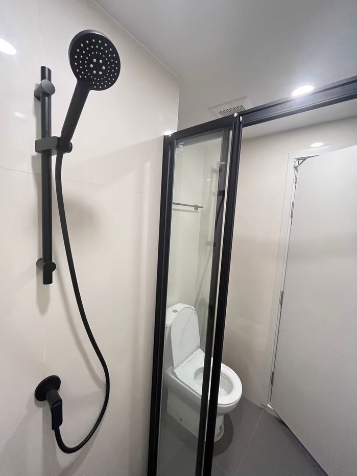 รูป ให้เช่าคอนโดใหม่ ติด MRT ห้วยขวางเพียง 350 เมตร ใกล้รถไฟฟ้า ใกล้ถนนใหญ่ ใจกลางรัชดา เข้าซอยรัชดา 12 เพียง 80 เมตร พร้อมเข้าอยู่ เดินทางสะดวกมากๆ - รูปที่ 16/17