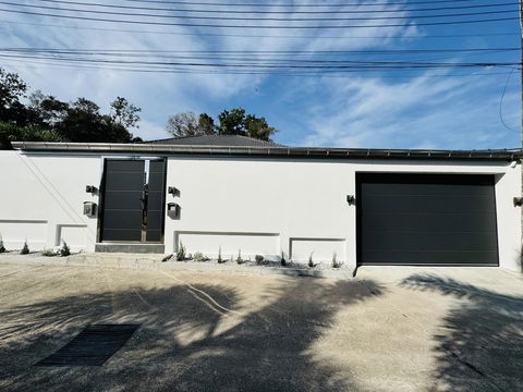 ขายบ้าน 4 ห้องนอน ในหนองปลาไหล