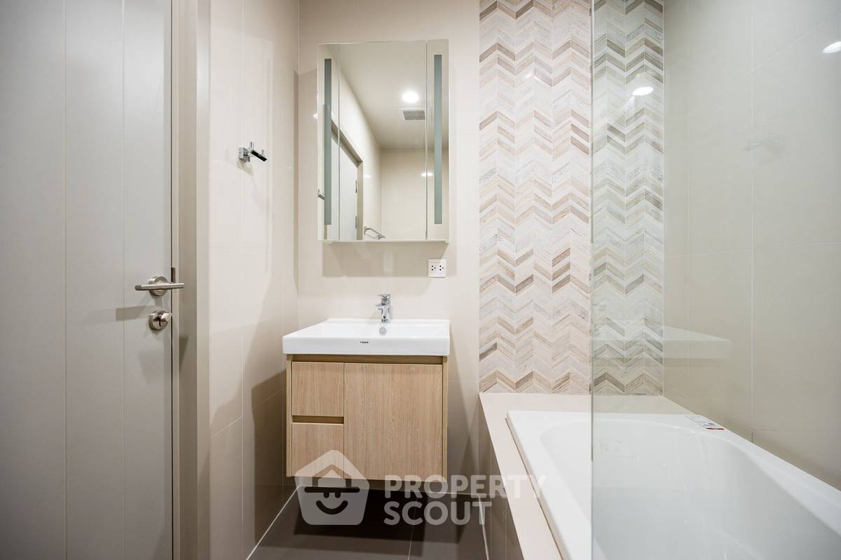 picture 1-BR Condo at Oka Haus Sukhumvit 36 near BTS Thong Lor (ID 863886) - 8/12