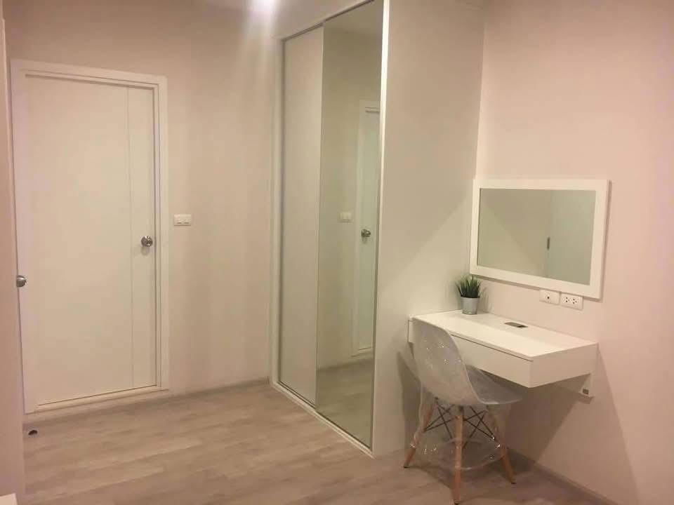 picture code : E64 Plum Condo Central Station Phase 1 - 3/6