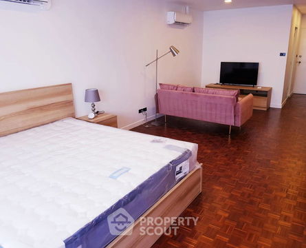 คอนโด 1-ห้องนอน ที่ สุขุมวิท สวีท คอนโดมิเนียม ใกล้ BTS นานา (ID 1370825)