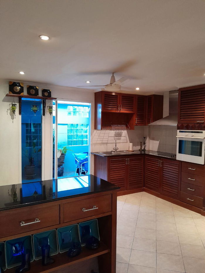 picture Three-Storey Townhouse for Sale – Pratumnak Pattaya - 8/8