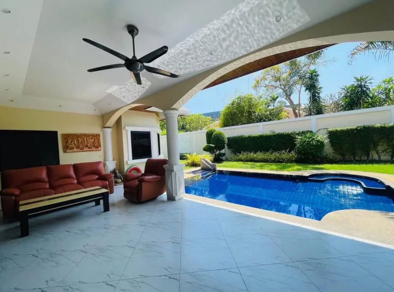 รูป ขายพูลวิลล่า 3 ห้องนอนในหาดจอมเทียน กว้างขวางเป็นส่วนตัว - รูปที่ 3/16