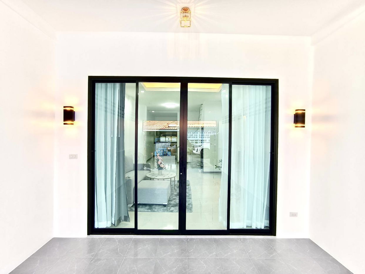 รูป ขายทาวน์เฮ้าส์ 2 ห้องนอนในพัทยาตะวันออก - รูปที่ 11/11