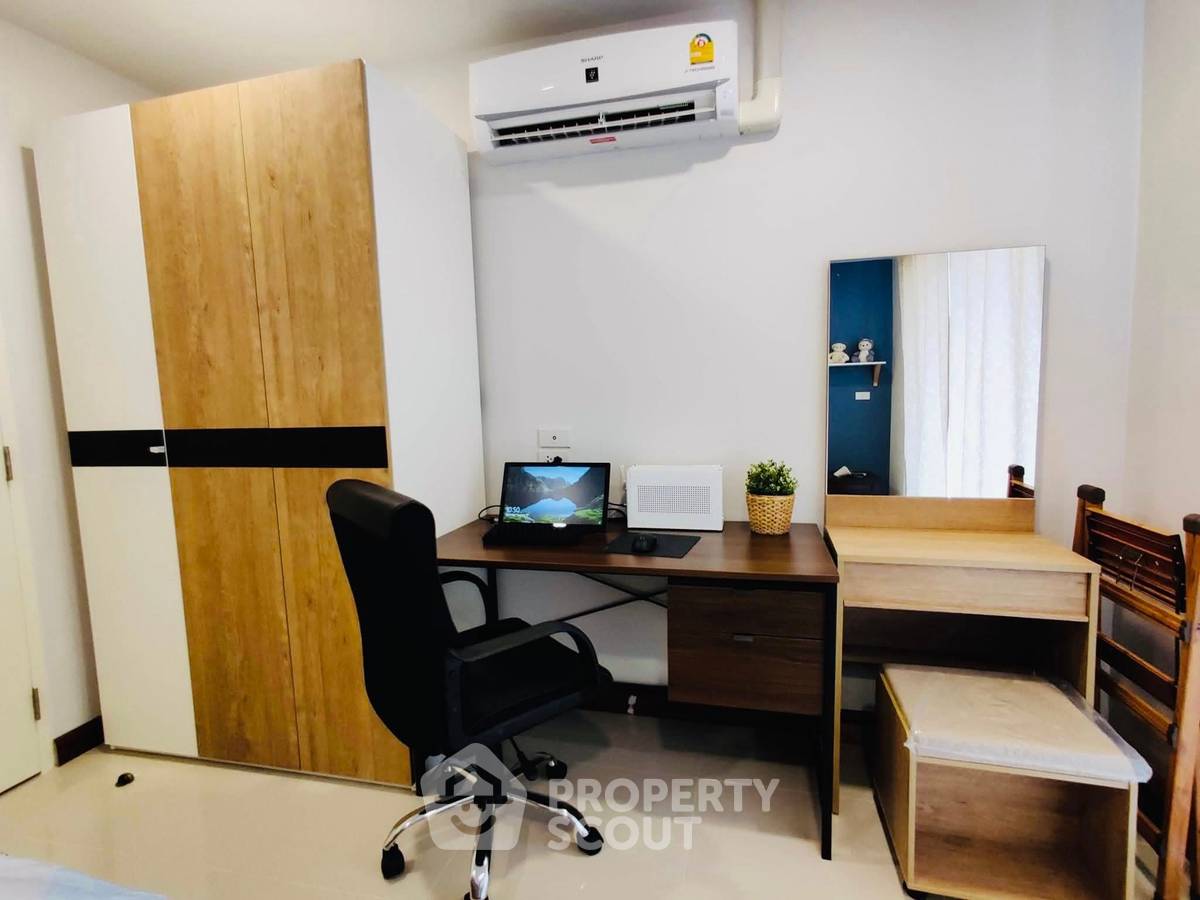 picture 2-BR Condo at Ratchada Orchid near MRT Sutthisan (ID 2462173) - 5/12