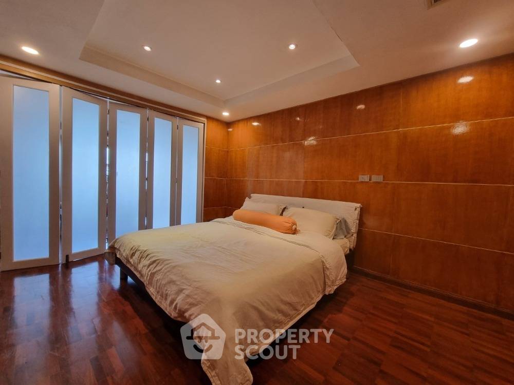 picture 1-BR Condo at Icon 3 Condominium close to Thong Lo (ID 1749687) - 4/9