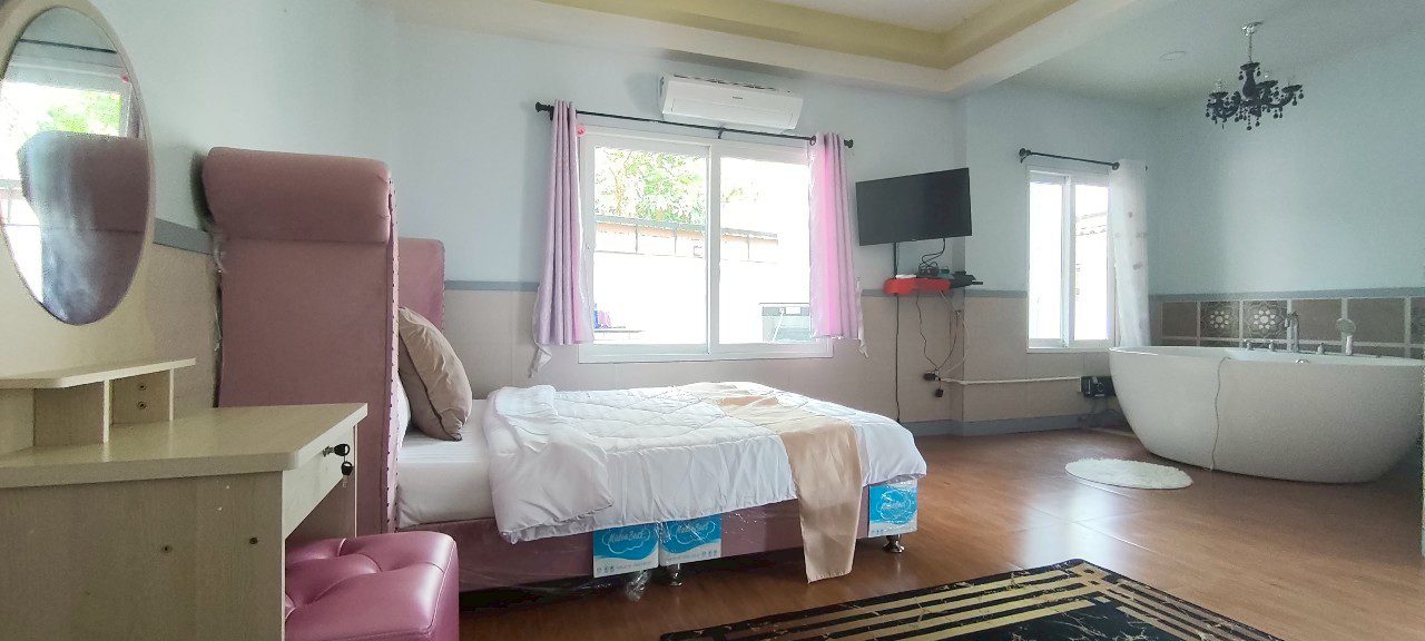 รูป วิลล่าพูล 7 ห้องนอนให้เช่าในห้วยใหญ่ - รูปที่ 13/19