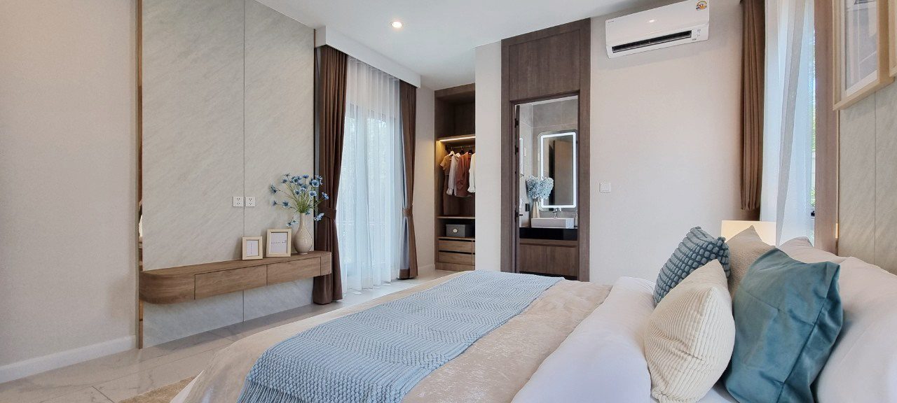 รูป วิลลาหรู 4 ห้องนอนสำหรับขาย - รูปที่ 10/23