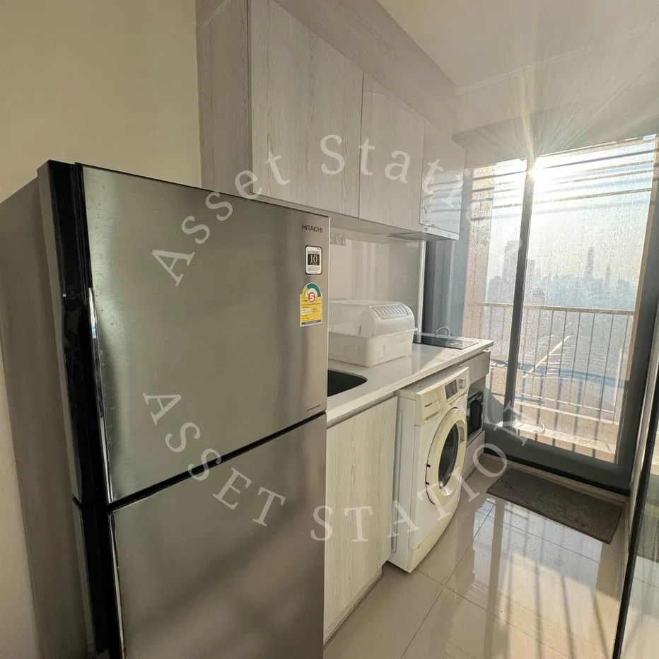 picture Rent now! Life Asoke Condo, beautiful modern style room, near BTS Asoke. - 6/8
