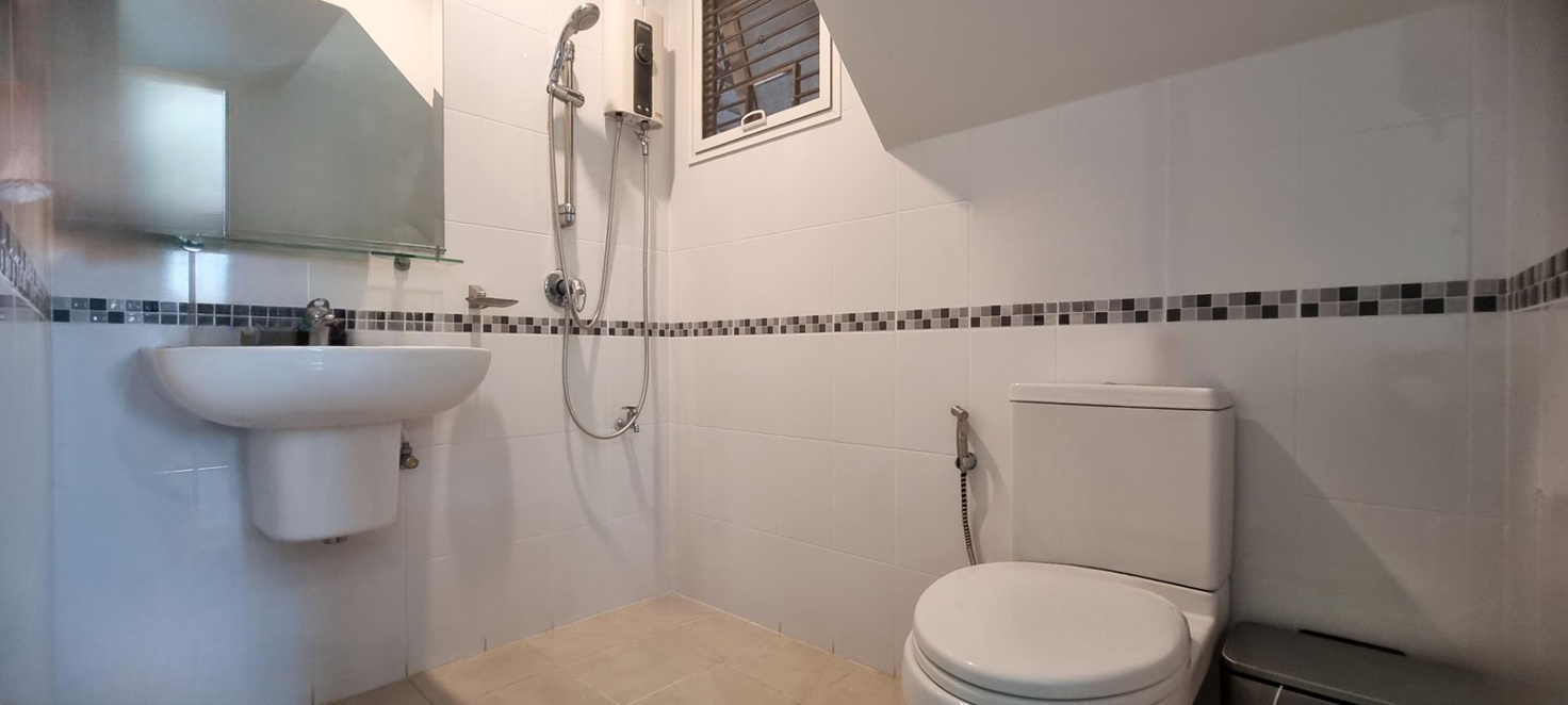 รูป บ้าน 2 ชั้นให้เช่าในทุ่งกลมตาลหมัน - รูปที่ 15/16