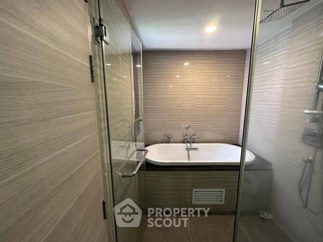 picture 2-BR Condo at Klass Langsuan near BTS Chit Lom (ID 2463104) - 6/6