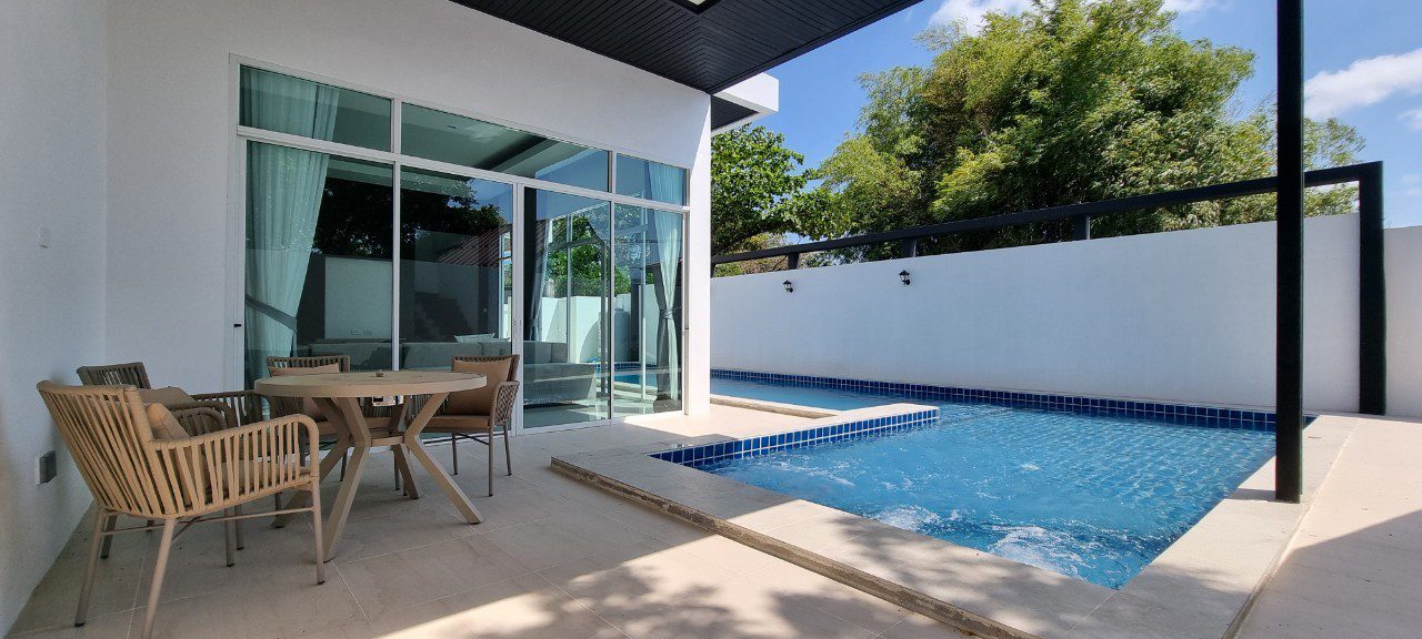 picture 4 Bedrooms Pool Villa in Huay Yai for Sale - 2/20