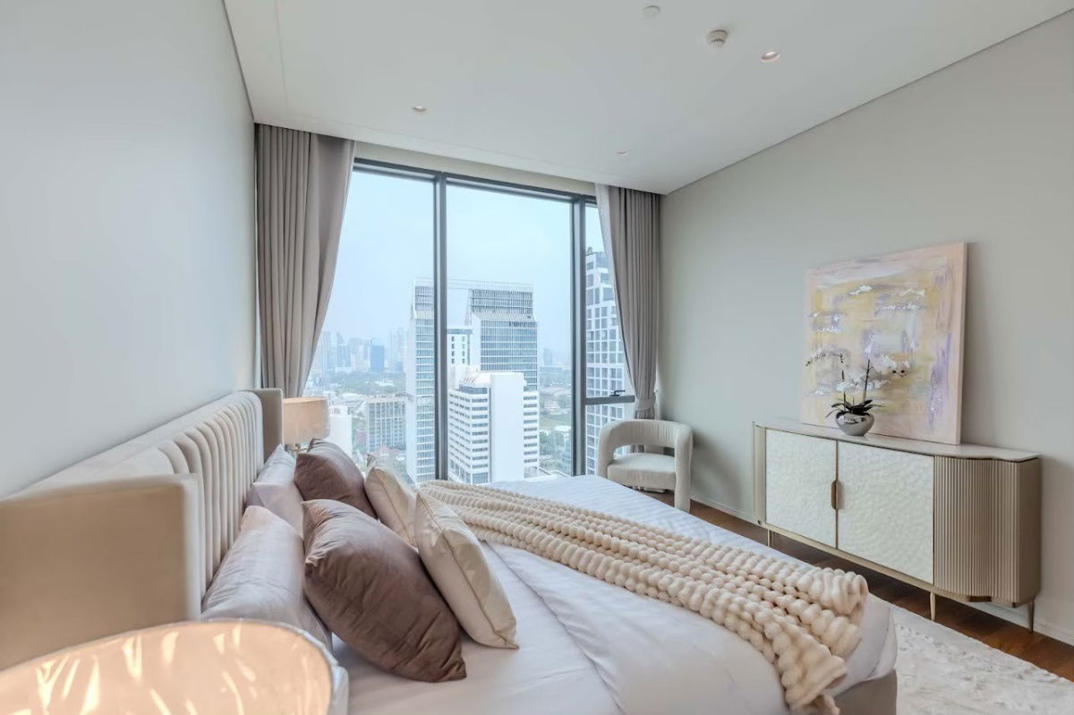 รูป LTH13706 – Condo for Rent | Sindhorn Residence | 359 sqm | 5 Beds 7 Baths | Near BTS Chidlom | 650K/Month | คอนโดให้เช่า ซินด์ฮอร์น เรสซิเดนซ์ - รูปที่ 7/15