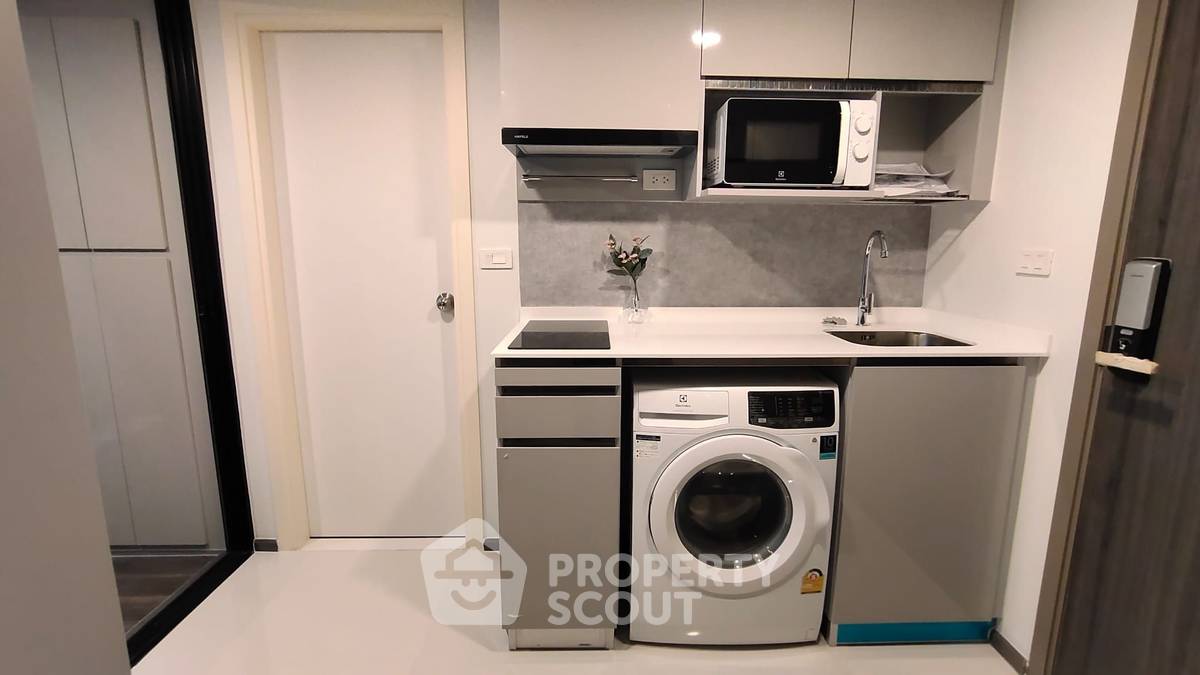 picture 1-BR Condo at Knights Bridge Space Rama 9 near MRT Phra Ram 9 (ID 2460460) - 16/27