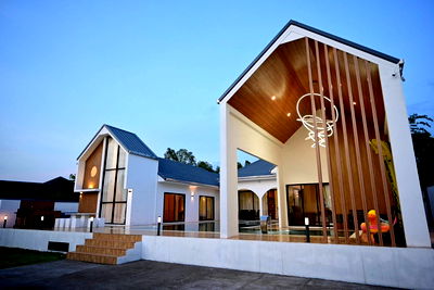 Houses for sale Chonburi : Pool Villa in Huay Yai 4 Beds for Sale