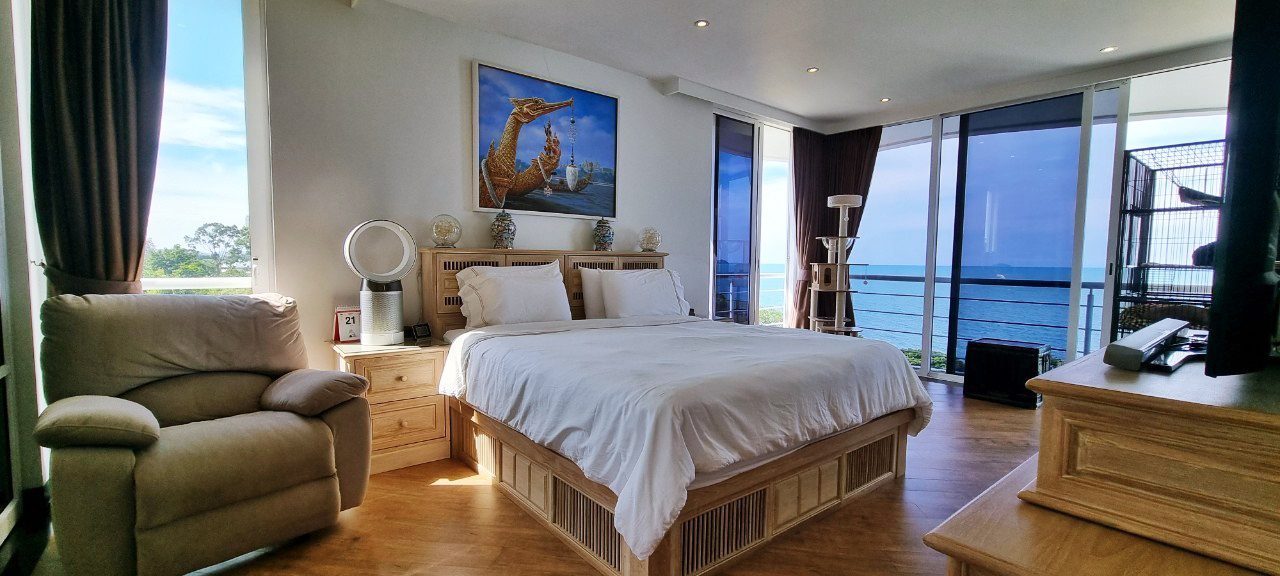 picture Pure Sunset Beach for Sale - 6/9